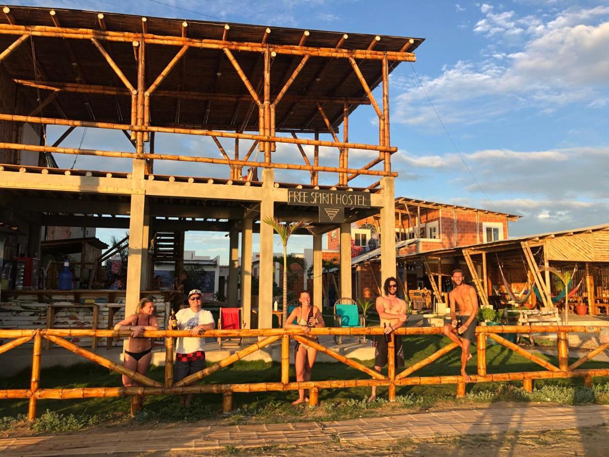 Free Spirit Ecuador, Puerto Engabao Hotel Екстериор снимка