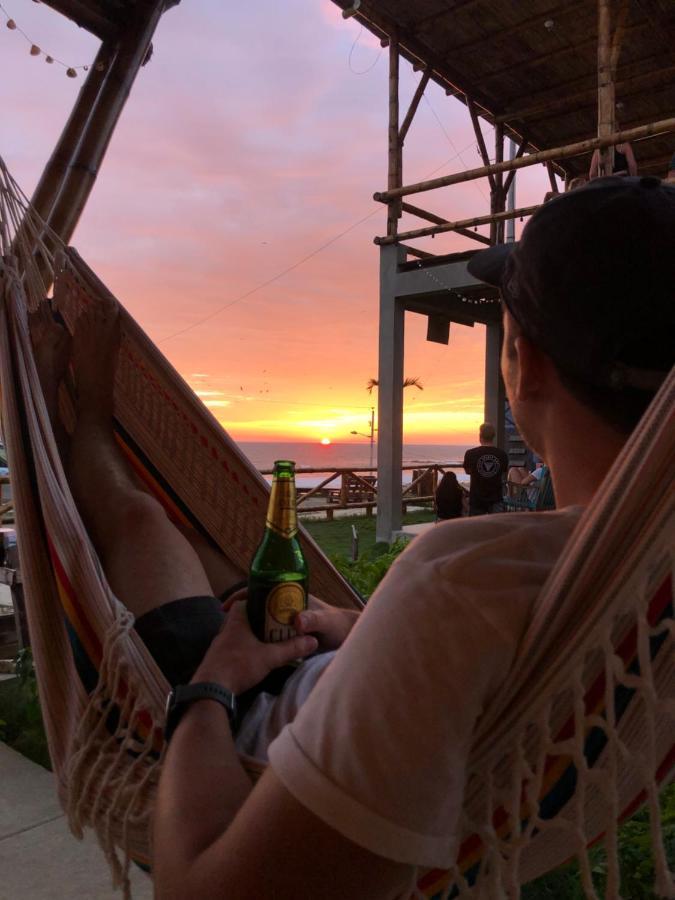 Free Spirit Ecuador, Puerto Engabao Hotel Екстериор снимка